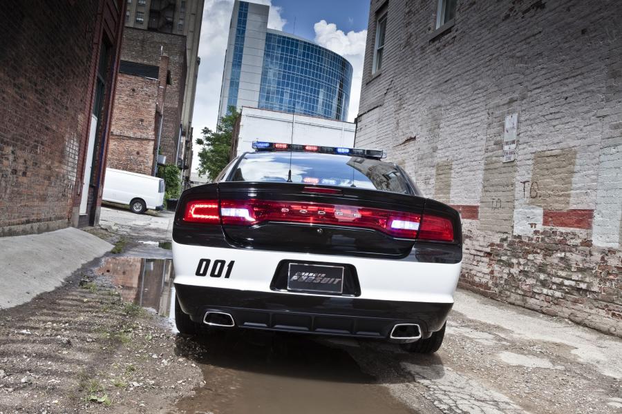  Dodge Charger Pursuit Police 2010 года  (фото 32 из 50)